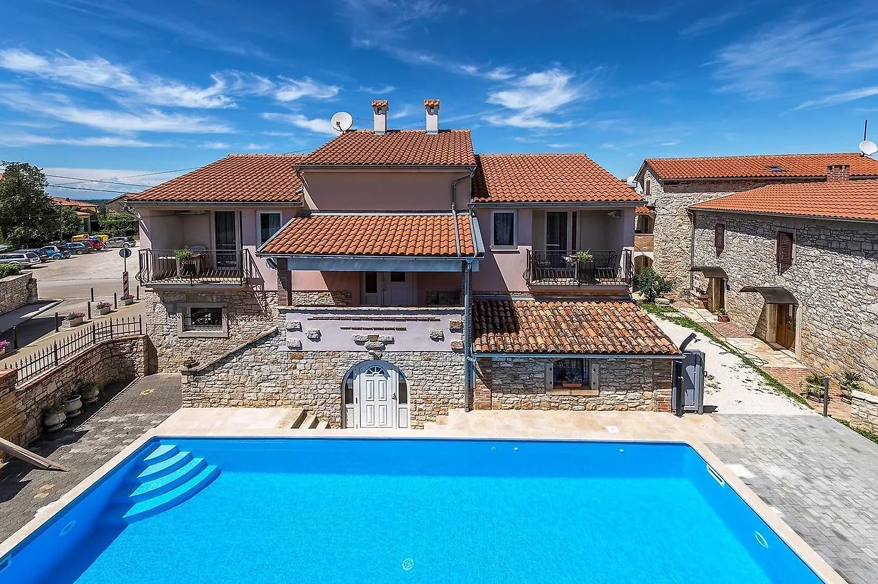 Villa Valtrazza Tar-Vabriga 4*,  Kroatië