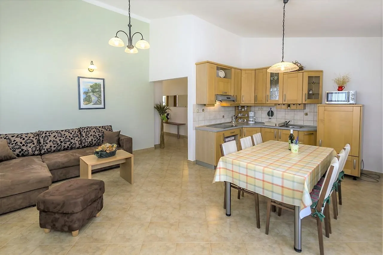Villa Valtrazza Tar-Vabriga Kroatië