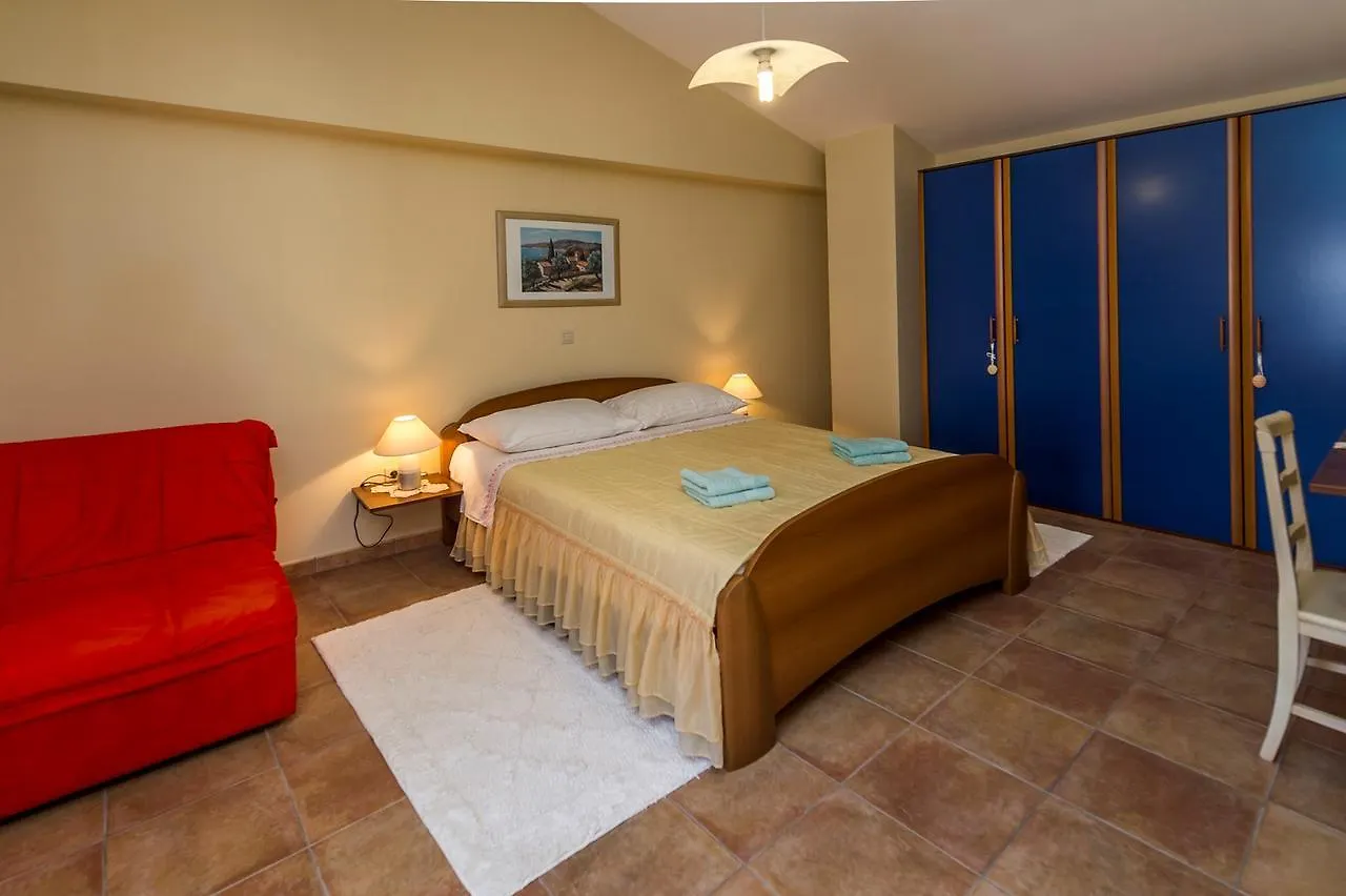 Villa Valtrazza Tar-Vabriga Gasthuis