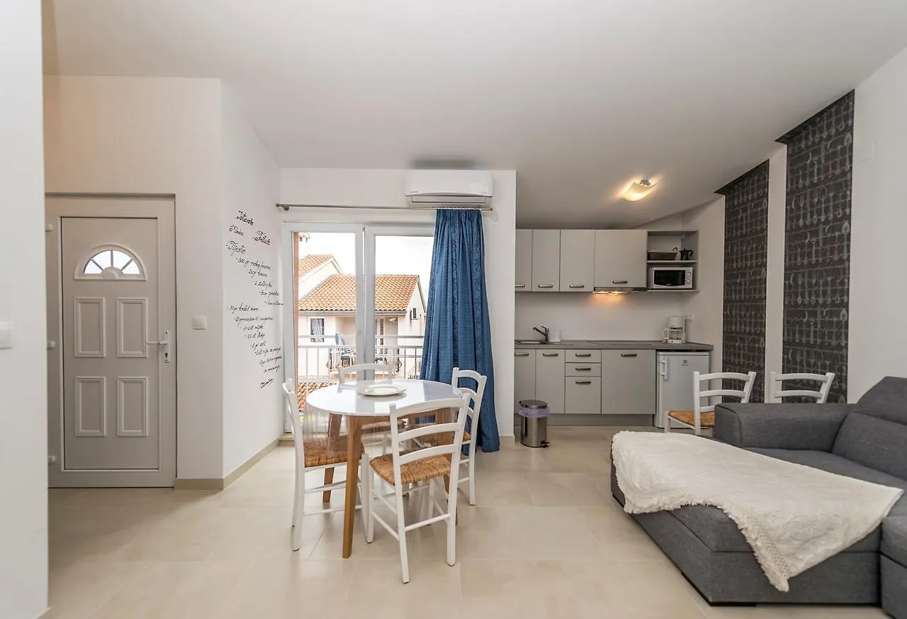 Villa Valtrazza Tar-Vabriga 4*,  Kroatië